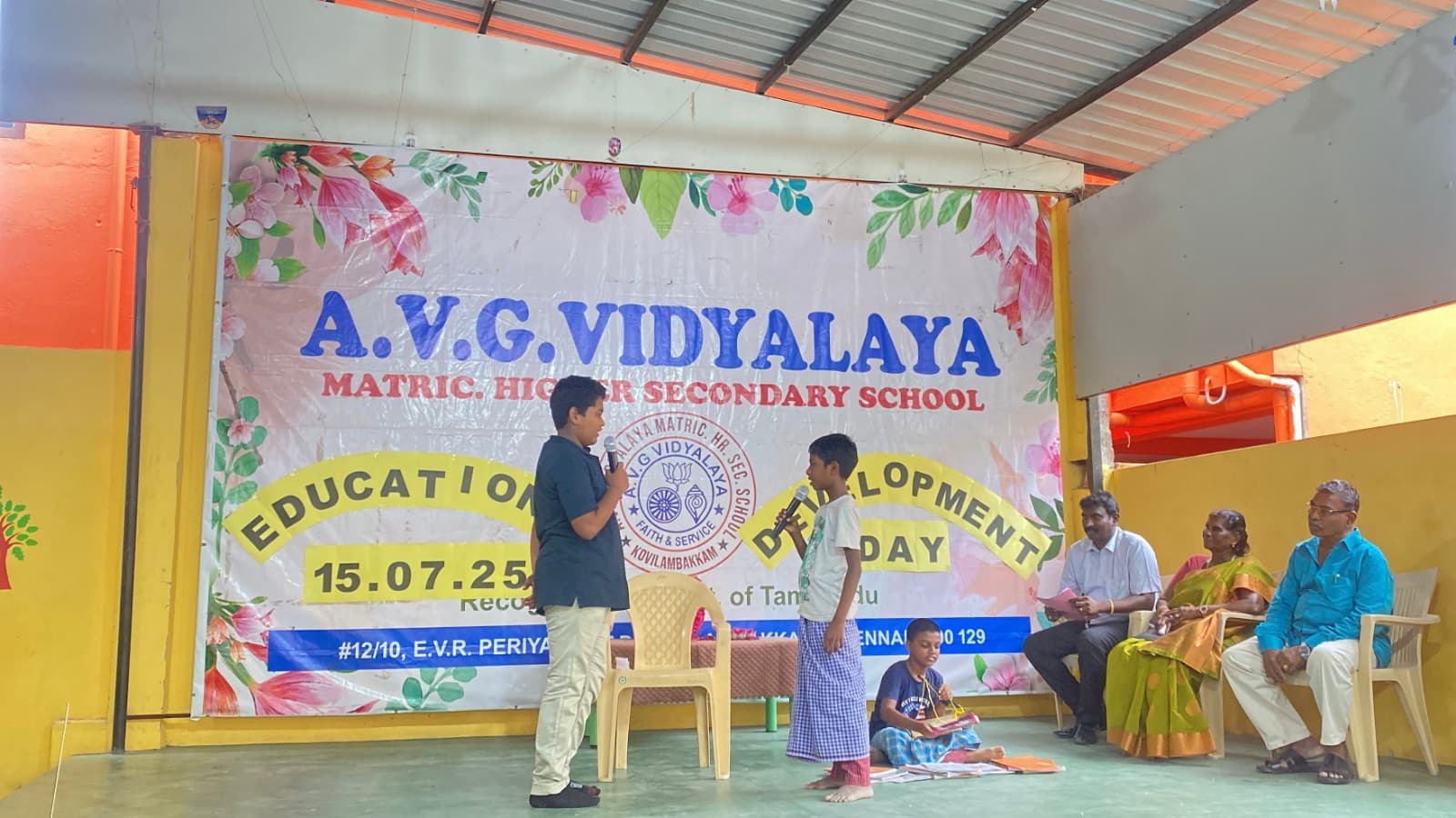 AVG teachers and students during Educational Development Day